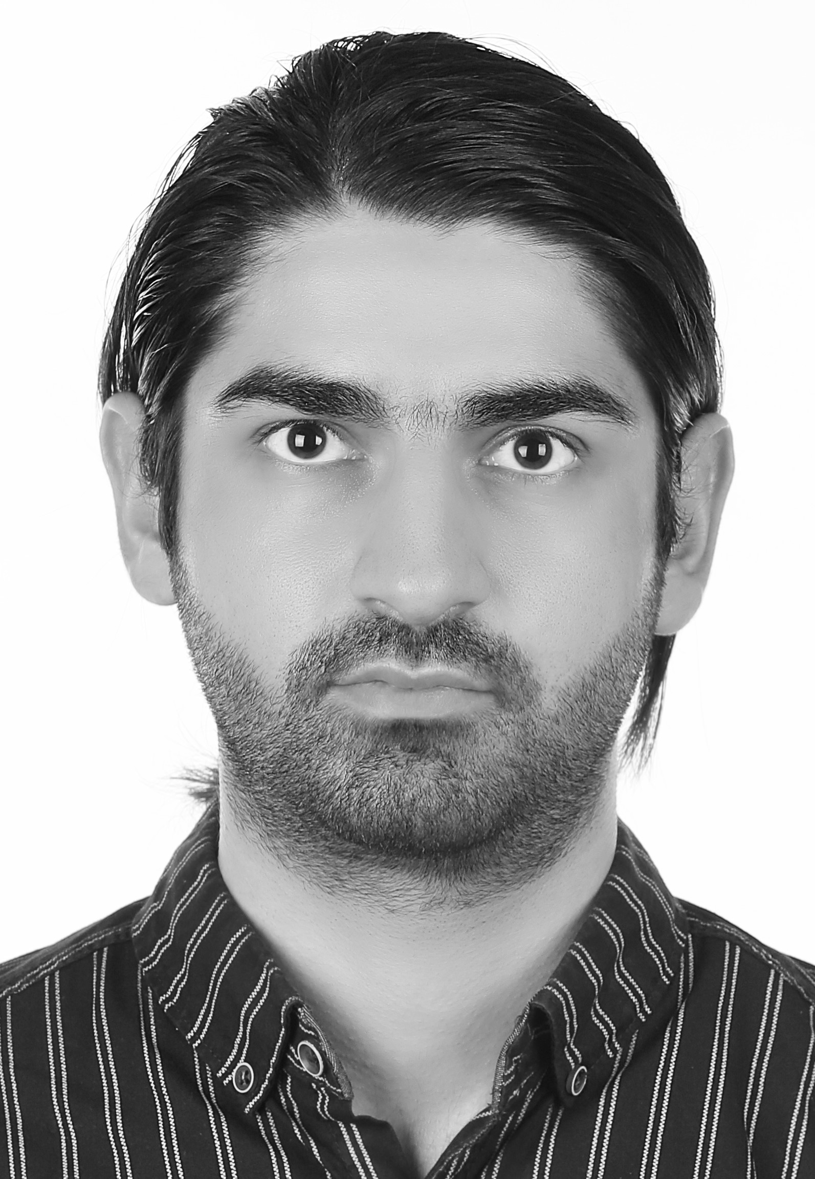Yasin Esfandiari